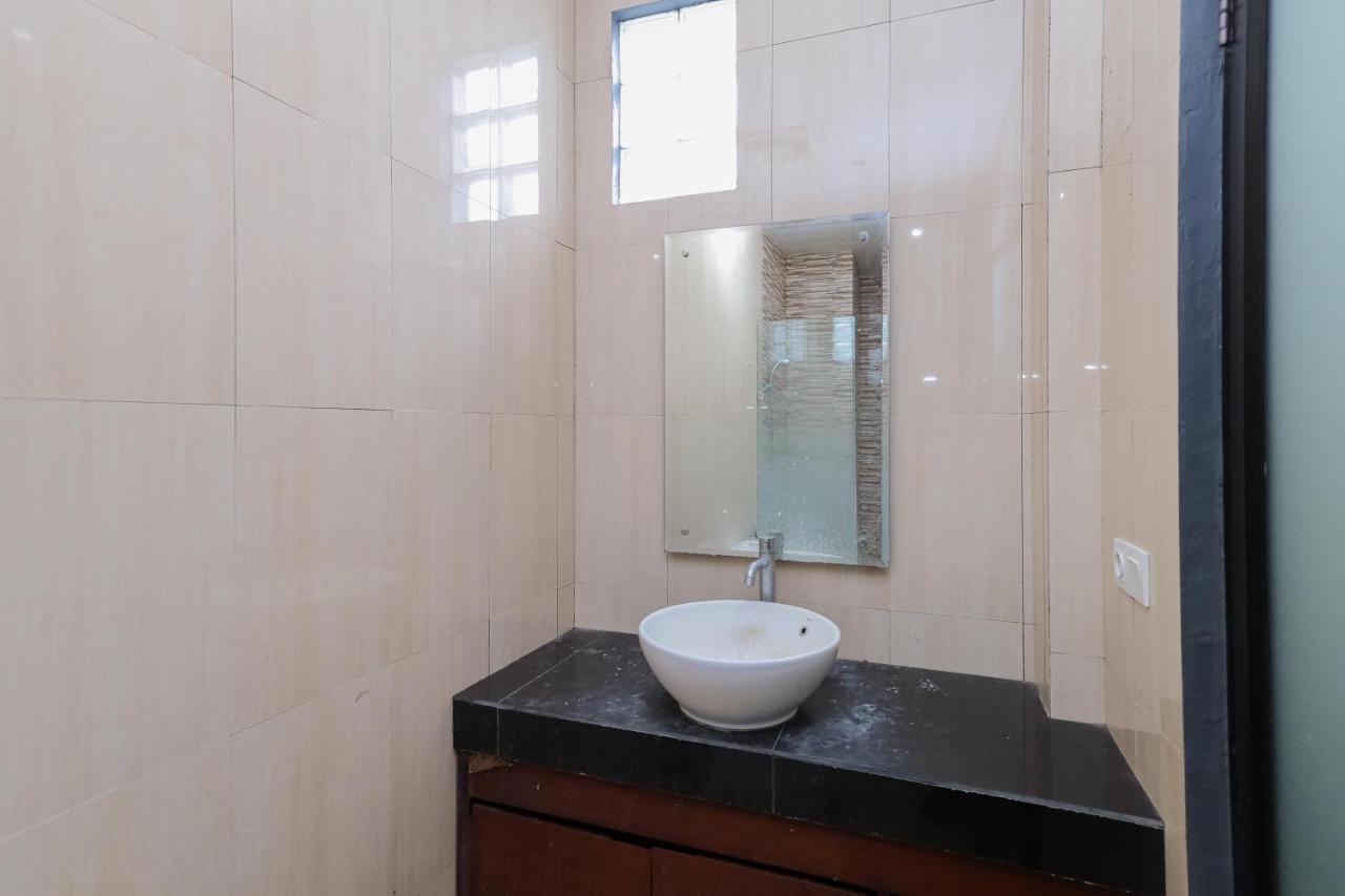 Urbanview Hotel Wg Jimbaran Bali Ungasan Екстериор снимка